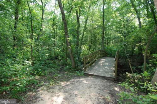 281 Shakespeare Dr, Severna Park MD 21146-2150 exterior