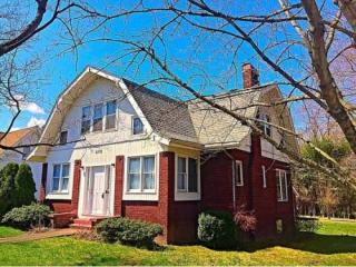 405 Ohio Ave, Erwin, TN 37650-1620