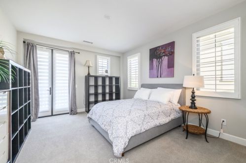 126 Long Fence, Irvine CA  92602-1807 exterior
