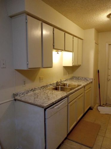 2505 Chaparral Trl, Austin TX  78744-3613 exterior