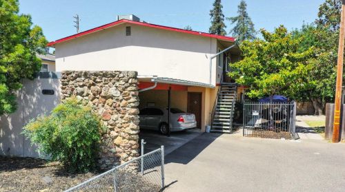 2605 Chester Dr, Modesto, CA 95350-1902