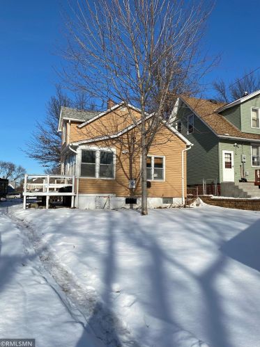 958 5th St, Saint Paul MN  55106-5232 exterior