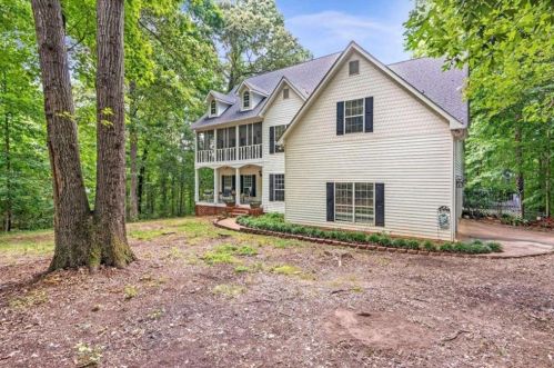 328 Lester Wood Rd, Jefferson, GA 30549-3270