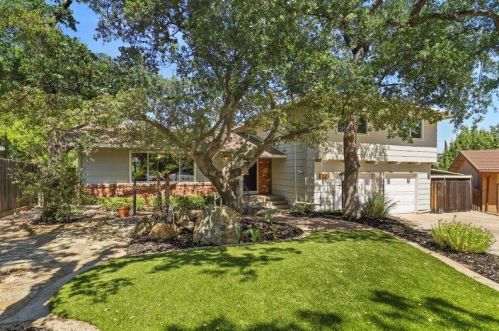 2711 King George Ct, Folsom, CA 95762-4113
