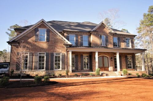 408 Monarch Lake Dr, Holly Springs, GA 30115-7125