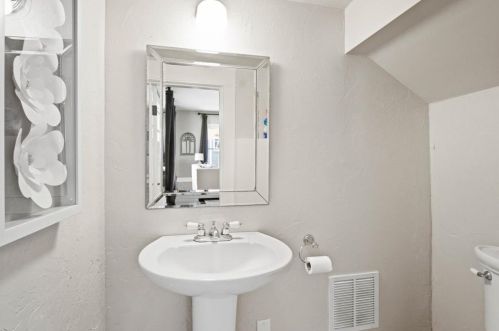 2249 6th Ave, Fort Worth TX  76110-1807 exterior