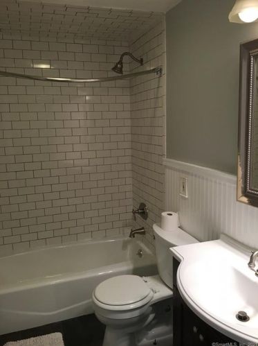 9 Triangle St, Norwalk CT  06855-1603 exterior