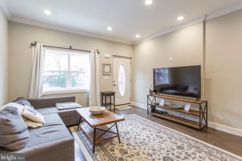 1243 24th St, Philadelphia PA  19121-4820 exterior