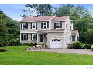 24 Clara Dr, Norwalk, CT 06851-3203
