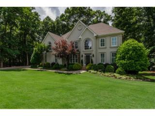 13935 Belleterre Dr, Alpharetta, GA 30004-4352