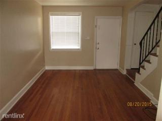 1207 Broening Hwy, Baltimore MD  21224-5528 exterior