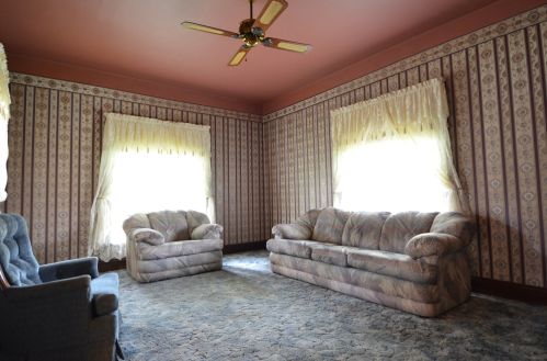 1258 Phelps St, Ottawa, IL 61350-3277