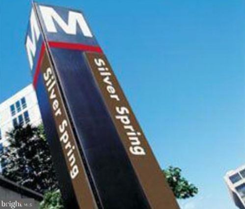 8045 Newell St, Silver Spring MD 20910-4887 exterior