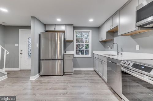 4610 Central Park Dr, Woodbridge, VA 22193-3044