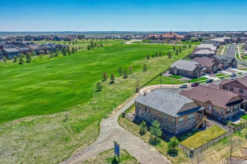 7581 Queensburg Way, Aurora, CO 80016-6149