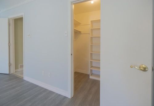 510 Mayfield Ave, Garland TX  75041-5041 exterior