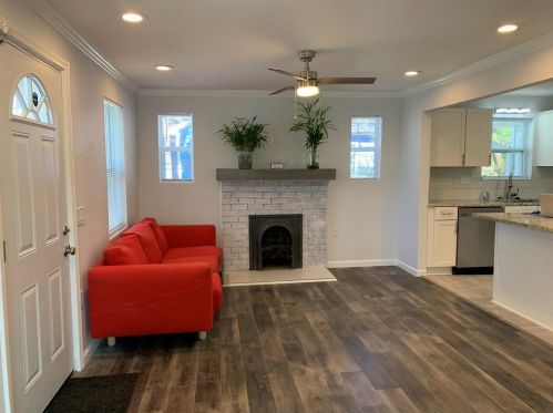 2072 Morehouse Dr, Atlanta GA  30314-1312 exterior