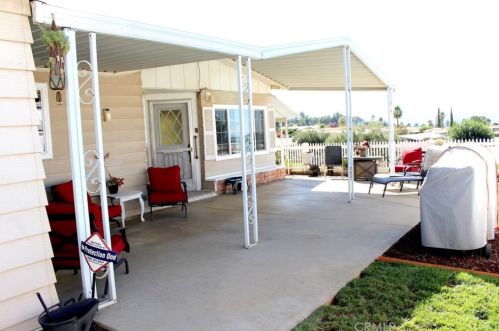 10061 Chisholm Trl, Beaumont, CA 92223-5441