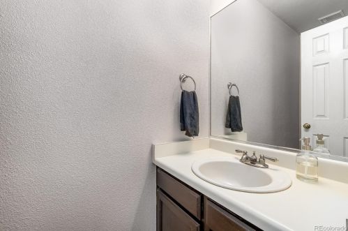 11612 Cornell Cir, Aurora CO  80014-3197 exterior