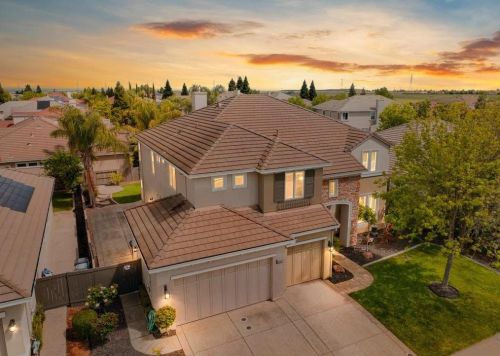 4365 Sophistry Dr, Rancho Cordova, CA 95742-8072