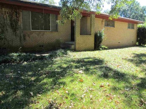 1004 Enfield Dr, Marshall, TX 75672-2418