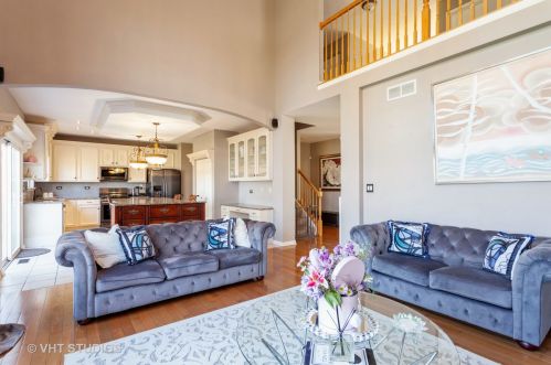 1414 Glenside Dr, Lemont IL  60490-5446 exterior