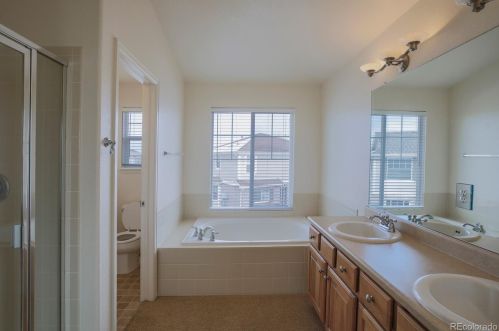 5134 Gold Bug Way, Aurora CO 80016-4276 exterior