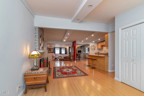 3012 Hermosa Ave, Glendale, CA 91214-3709