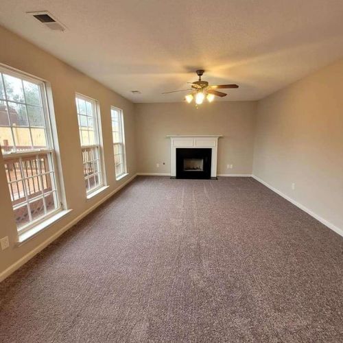 275 Augusta Woods Dr, Villa Rica, GA 30180-5190