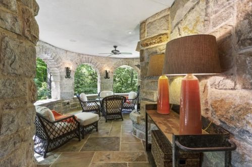 3015 Andrews Dr, Atlanta GA  30305-2001 exterior