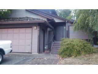7947 Bond St, Portland, OR 97224-7868