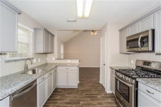 34 Bark Bend Pl, Conroe TX  77385-3531 exterior