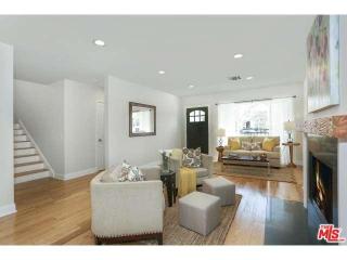 1165 Tremaine Ave, Los Angeles CA  90019-1721 exterior