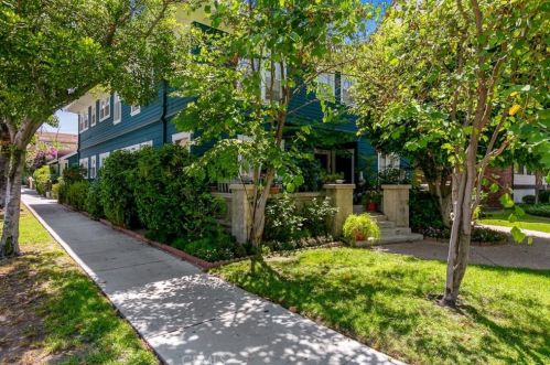 244 Kenwood St, Glendale CA  91206-4209 exterior