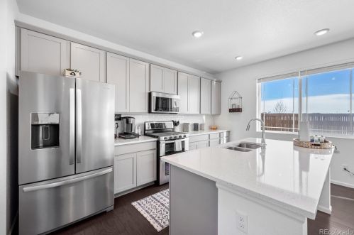 9254 Sedalia St, Denver CO  80022-8853 exterior