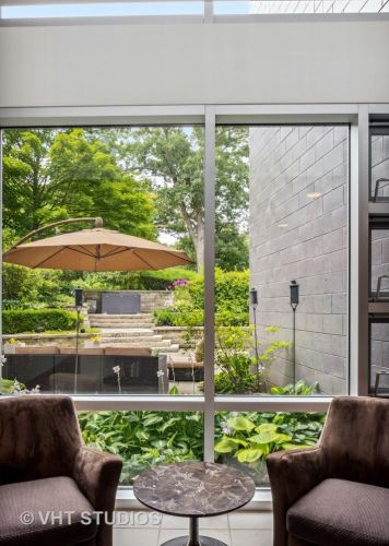 11300 79th St, Willowbrook IL  60527-5107 exterior