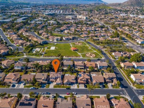 4256 Pondhill Ct, Riverside CA  92505-3464 exterior