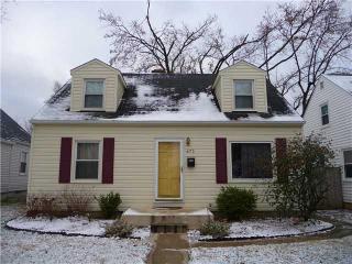 671 Jeffrey Pl, Columbus OH  43214-1702 exterior