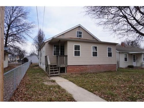 117 4th St, Hartford, IL 62048-1301