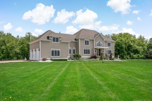 54 Williams Rd, Wallingford, CT 06492-2751