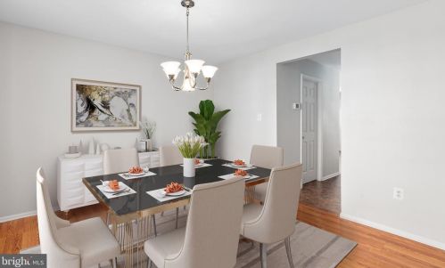 6 Granite Ct, Fredericksburg, VA 22406-7477