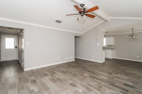 6452 Park Dr, Fort Worth TX  76148-1425 exterior