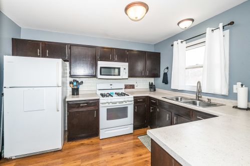 10 Washington Ct, Plainfield, IL 60544-9309