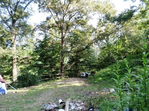 88 Fire Fly Pl, Clyde, NC 28721-7567
