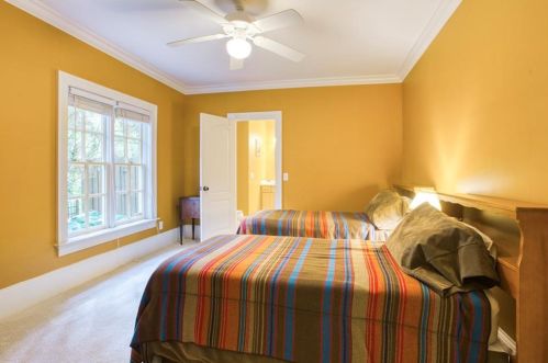 4734 Dudley Ln, Atlanta GA  30327-3330 exterior
