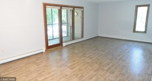 3150 Glen Oaks Ave, Saint Paul, MN 55110-5669
