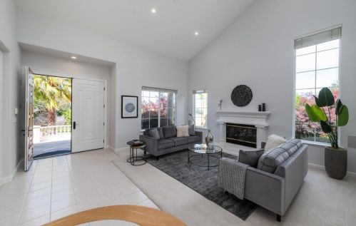 5934 Laurel Creek Dr, Pleasanton, CA 94588-4644