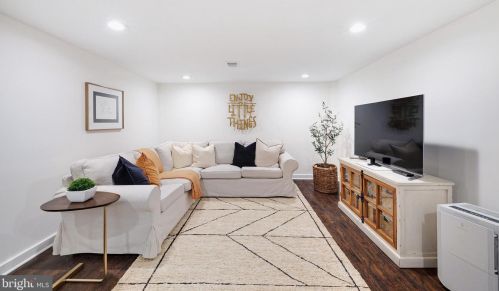 9613 Clearview Pl, Silver Spring MD 20901-2902 exterior