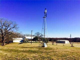 696 Hcr 1414, Covington, TX 76636-4512
