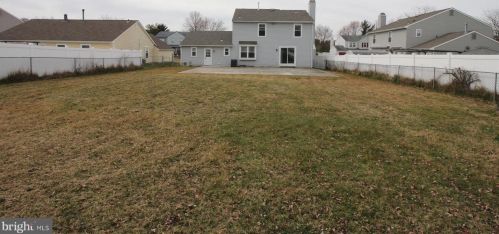 35 Sleepy Hollow Ln, Erial, NJ 08081-3918